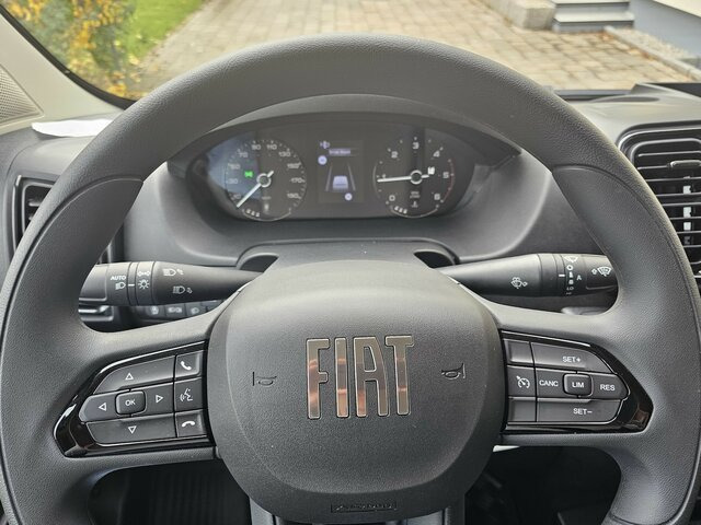 FIAT Ducato 140 DOKA Pritsche 2,9 Meter Klima DAB... - Dostavno vozilo s ravnom platformom, Dostavno vozilo sa duplom kabinom: slika 4 FIAT Ducato 140 DOKA Pritsche 2,9 Meter Klima DAB... - Dostavno vozilo s ravnom platformom, Dostavno vozilo sa duplom kabinom: slika 4