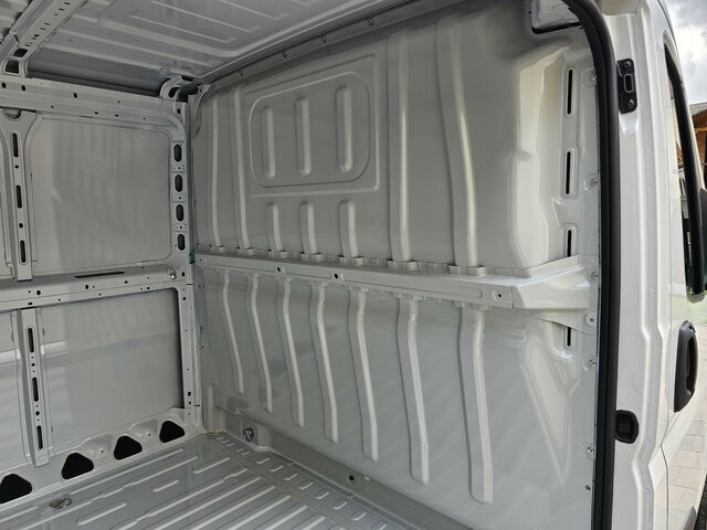Mali kombi FIAT Ducato 30 120 Serie10-9.2 Modell 2025 L2H1 PDC: slika 29