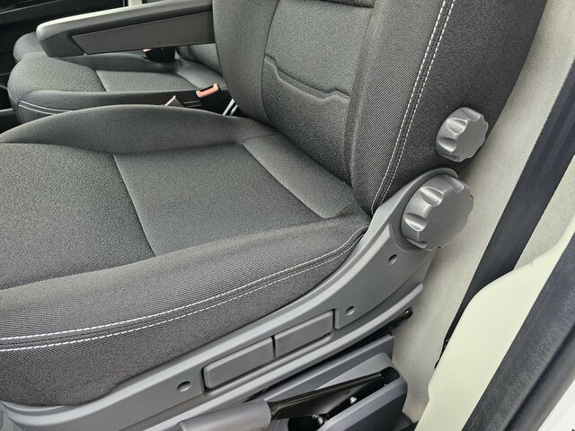 FIAT Ducato 35 140 Serie10-9.2 L2H1 Premium Kabine... - Furgon: slika 3 FIAT Ducato 35 140 Serie10-9.2 L2H1 Premium Kabine... - Furgon: slika 3