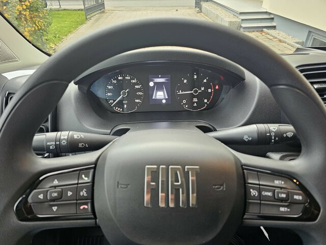 FIAT Ducato 35 Automatik AT L2H2 Voll-LED 260°... - Furgon: slika 5 FIAT Ducato 35 Automatik AT L2H2 Voll-LED 260°... - Furgon: slika 5