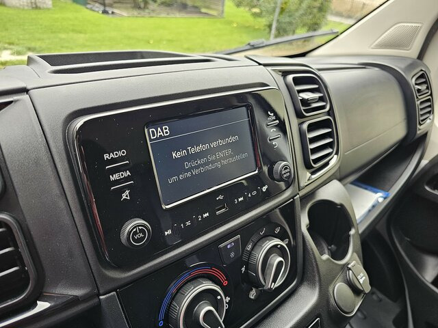 Novu Dostavno vozilo s ravnom platformom, Dostavno vozilo sa duplom kabinom FIAT Ducato MAXI 140 Serie10-9.2 2025 L5 DOKA 3,3 M....: slika 10