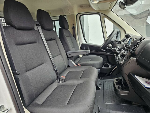 Novu Dostavno vozilo s ravnom platformom, Dostavno vozilo sa duplom kabinom FIAT Ducato MAXI 140 Serie10-9.2 2025 L5 DOKA 3,3 M....: slika 16