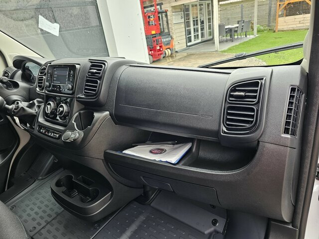 Novu Dostavno vozilo s ravnom platformom, Dostavno vozilo sa duplom kabinom FIAT Ducato MAXI 140 Serie10-9.2 2025 L5 DOKA 3,3 M....: slika 18