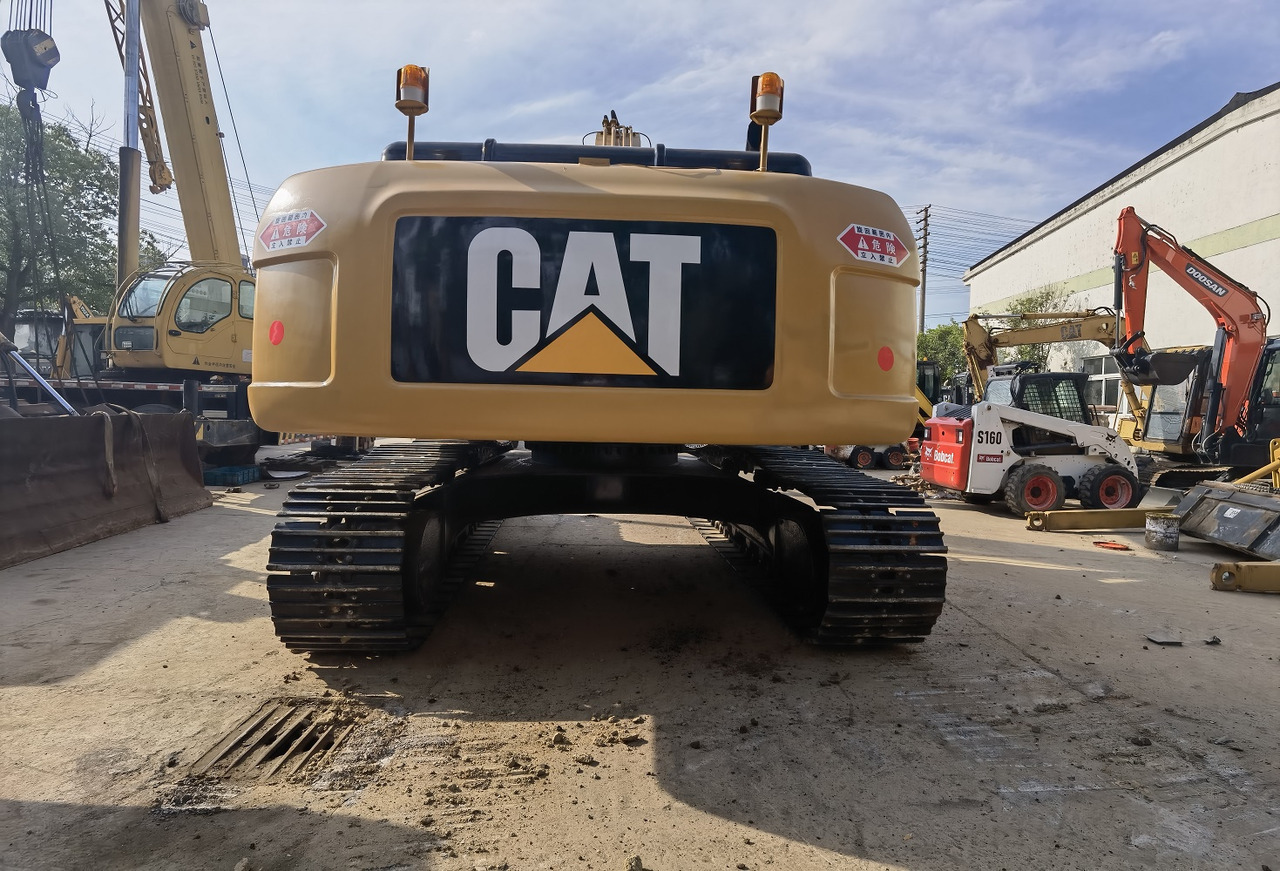 CAT 330D Excavator - Bager guseničar: slika 4 CAT 330D Excavator - Bager guseničar: slika 4