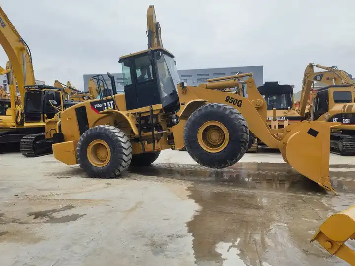 CAT 950G - Utovarivač točkaš: slika 3 CAT 950G - Utovarivač točkaš: slika 3