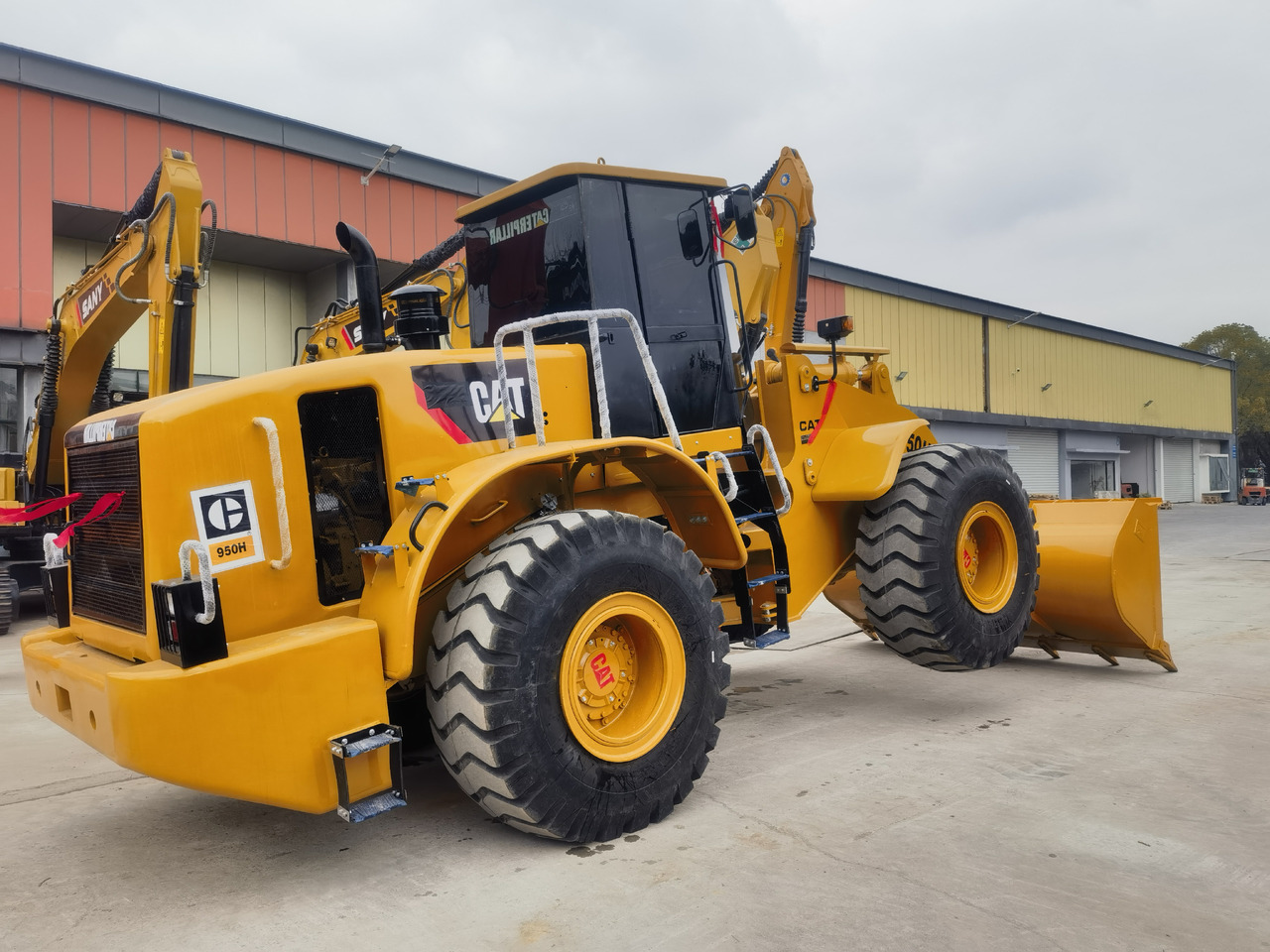 CAT 950H Wheel Loader - Utovarivač točkaš: slika 2 CAT 950H Wheel Loader - Utovarivač točkaš: slika 2