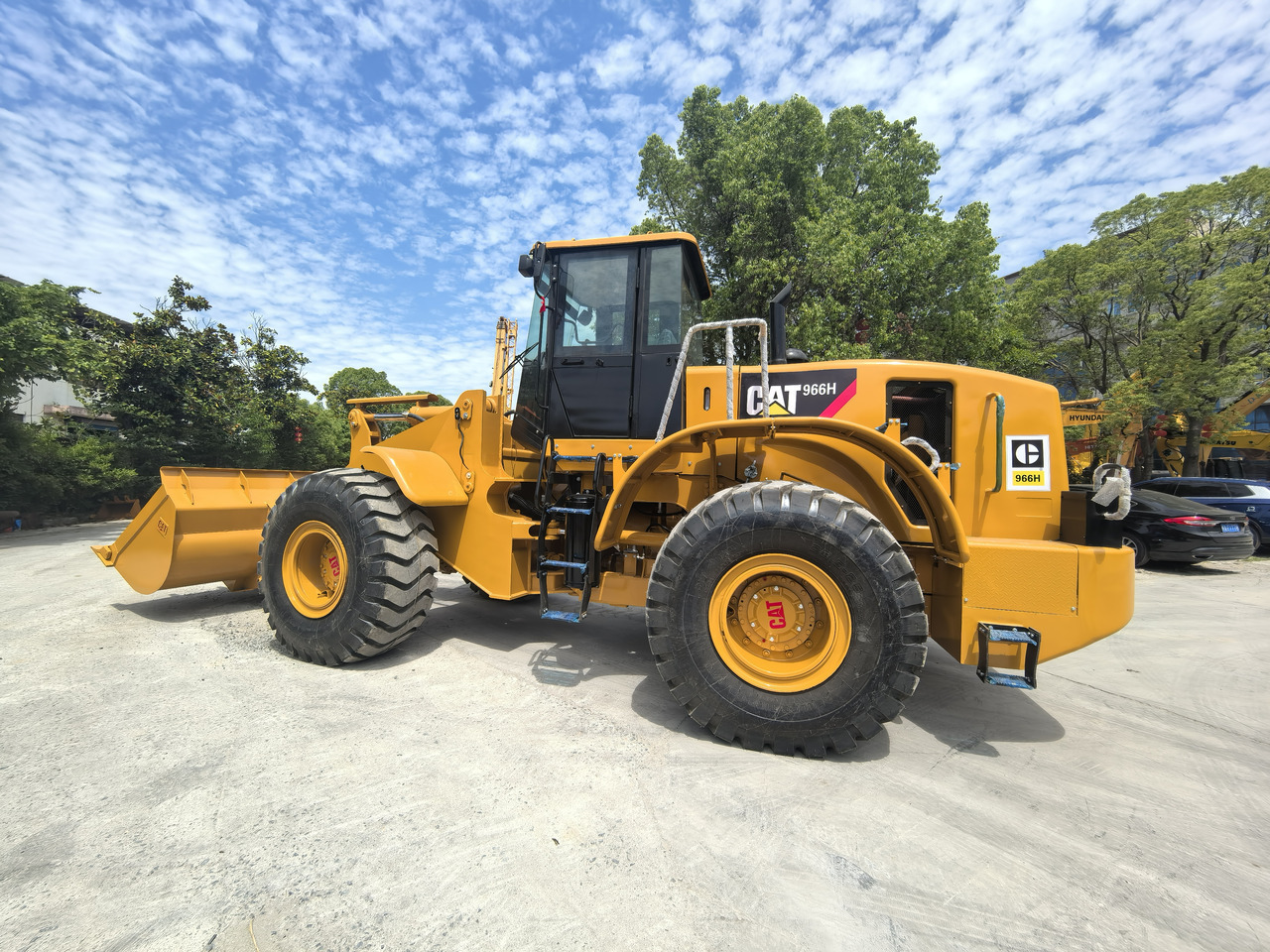 CAT 966H wheel loader - Utovarivač točkaš: slika 1 CAT 966H wheel loader - Utovarivač točkaš: slika 1