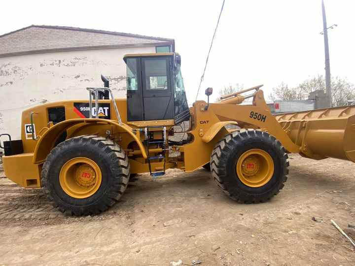 CAT Caterpillar CAT950H second hand CAT 950H Wheel Loaders for sale - Utovarivač točkaš: slika 2 CAT Caterpillar CAT950H second hand CAT 950H Wheel Loaders for sale - Utovarivač točkaš: slika 2