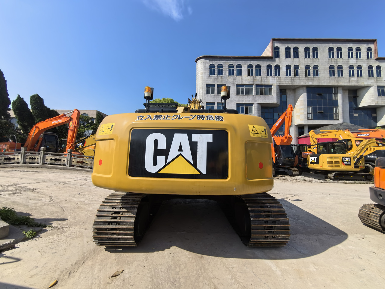 CAT320D EXCAVATOR - Bager guseničar: slika 4 CAT320D EXCAVATOR - Bager guseničar: slika 4