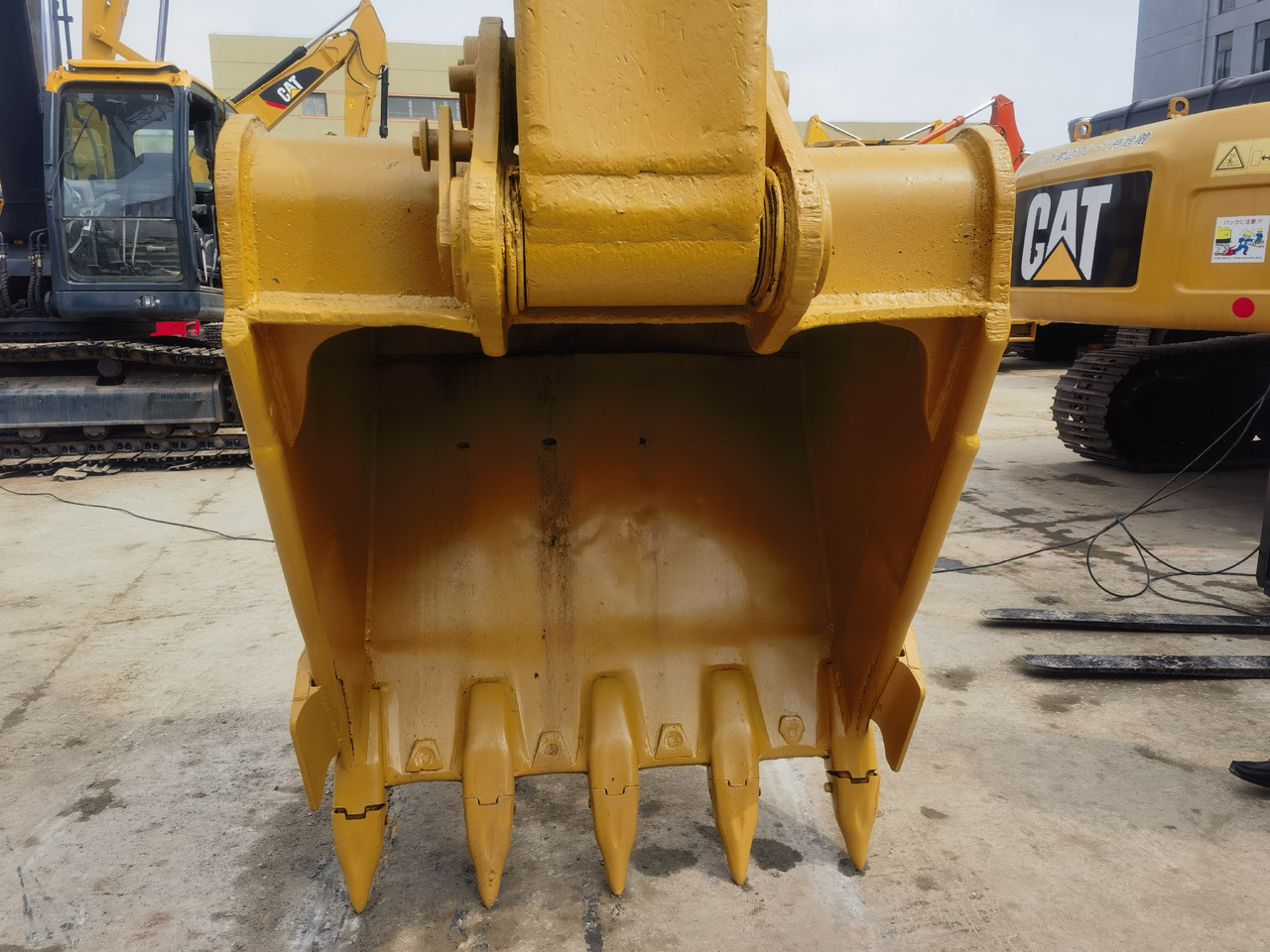 CATERPILLAR CAT 325D Excavator - Bager guseničar: slika 5 CATERPILLAR CAT 325D Excavator - Bager guseničar: slika 5