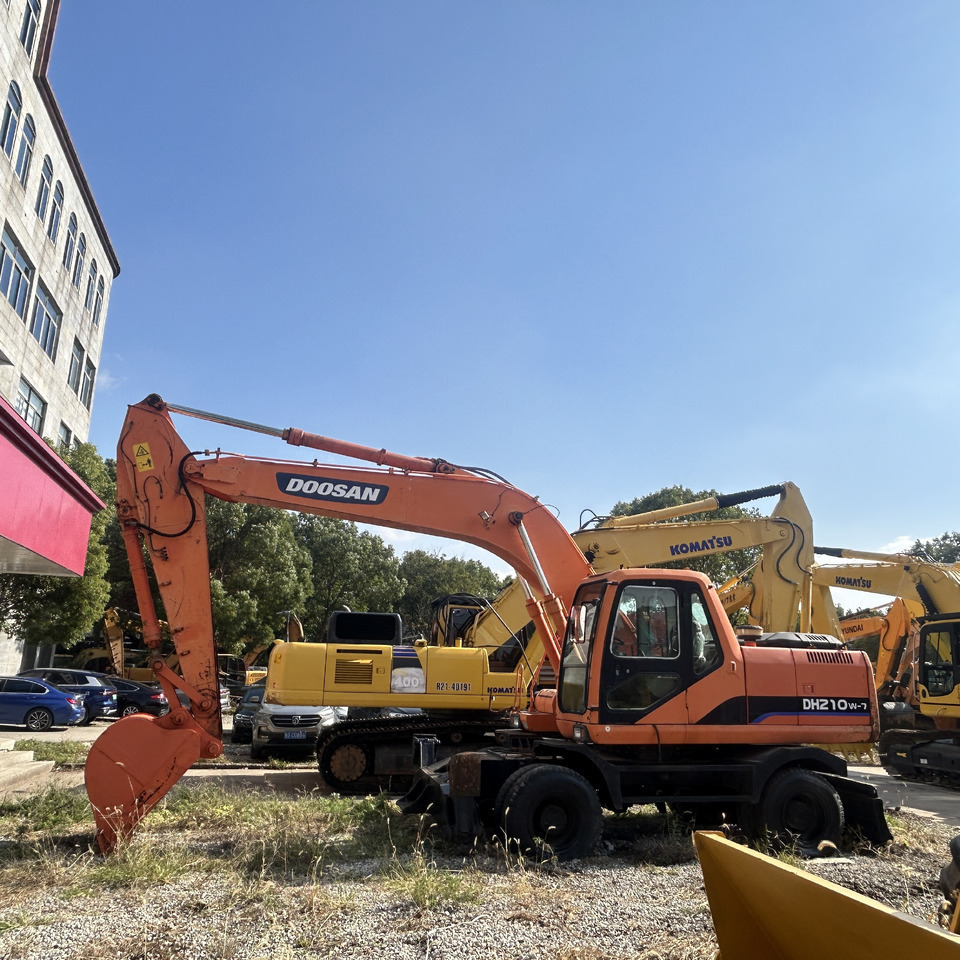 Doosan DH210w-7 wheel excavator - Bager točkaš: slika 4 Doosan DH210w-7 wheel excavator - Bager točkaš: slika 4