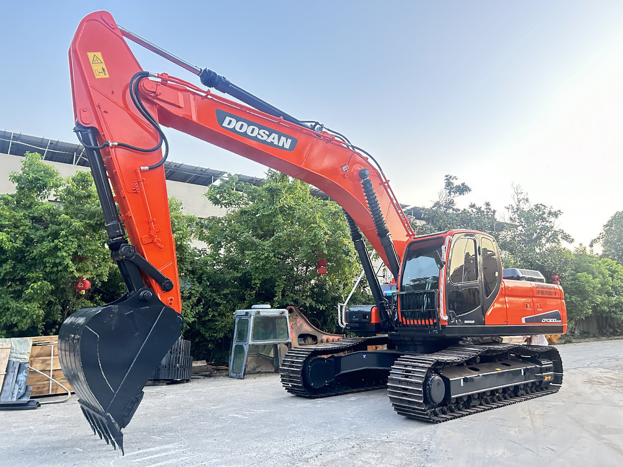 Doosan DX300LC Crawler Excavator - Bager guseničar: slika 4 Doosan DX300LC Crawler Excavator - Bager guseničar: slika 4
