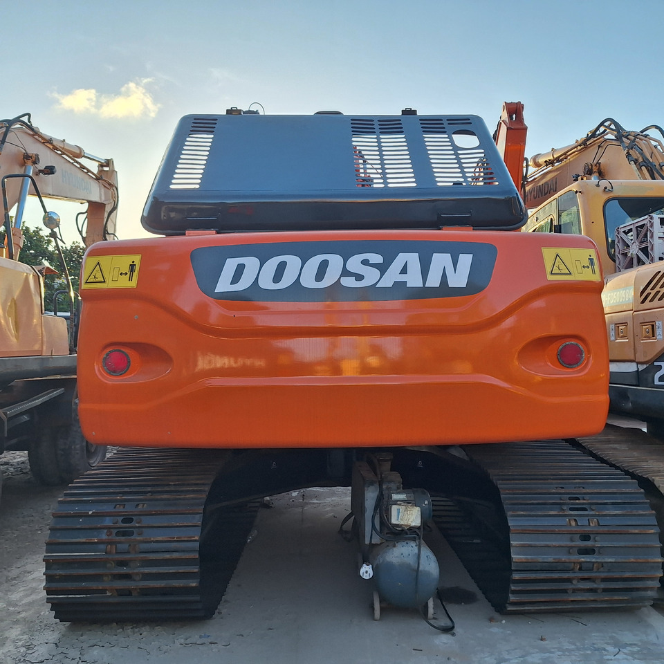 Doosan Dx225LC-9C Crawler Excavator - Bager guseničar: slika 1 Doosan Dx225LC-9C Crawler Excavator - Bager guseničar: slika 1