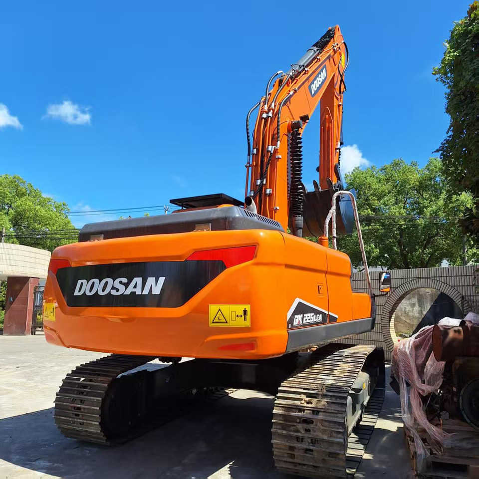 Doosan Dx225LCA Crawler Excavator - Bager guseničar: slika 1 Doosan Dx225LCA Crawler Excavator - Bager guseničar: slika 1