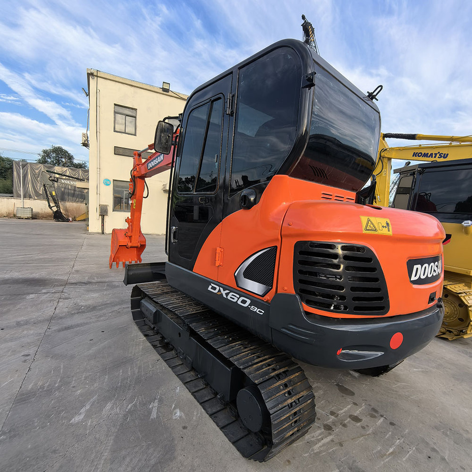 Doosan Dx60 Crawler Excavator - Bager guseničar: slika 4 Doosan Dx60 Crawler Excavator - Bager guseničar: slika 4