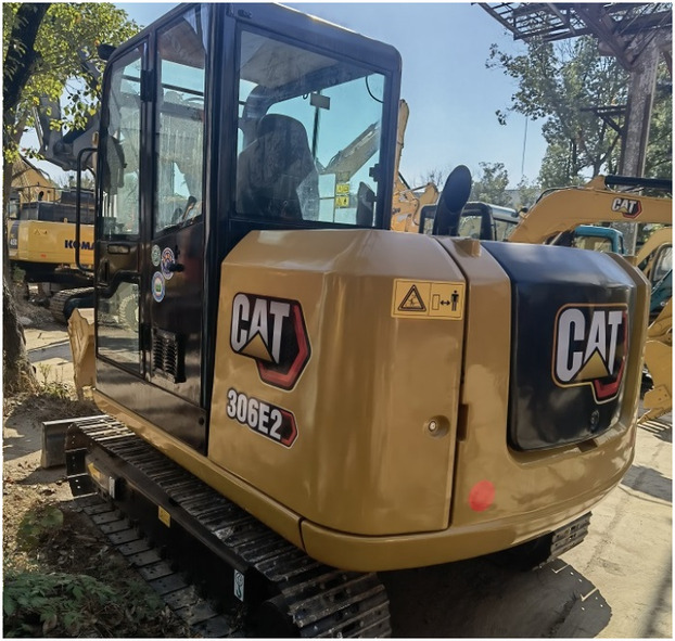 Good Condition and High Performance Excavator Used Caterpillar 306E2 for sale in shanghai yard - Bager guseničar: slika 1 Good Condition and High Performance Excavator Used Caterpillar 306E2 for sale in shanghai yard - Bager guseničar: slika 1