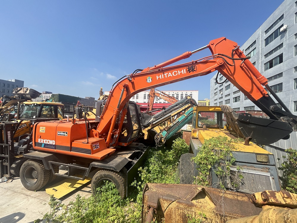 HITACHI Hitachi EX100WD wheel excavator - Bager točkaš: slika 2 HITACHI Hitachi EX100WD wheel excavator - Bager točkaš: slika 2