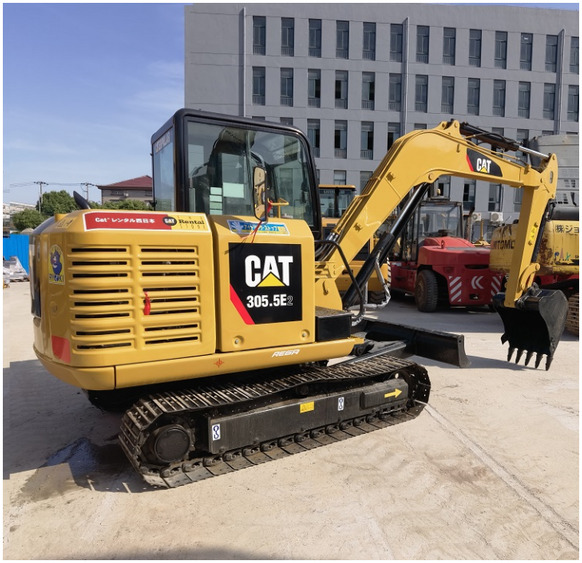 High Performance Used Cat 303.5E2 Excavator Excavator Machine with high performance for sale in shanghai - Bager guseničar: slika 1 High Performance Used Cat 303.5E2 Excavator Excavator Machine with high performance for sale in shanghai - Bager guseničar: slika 1