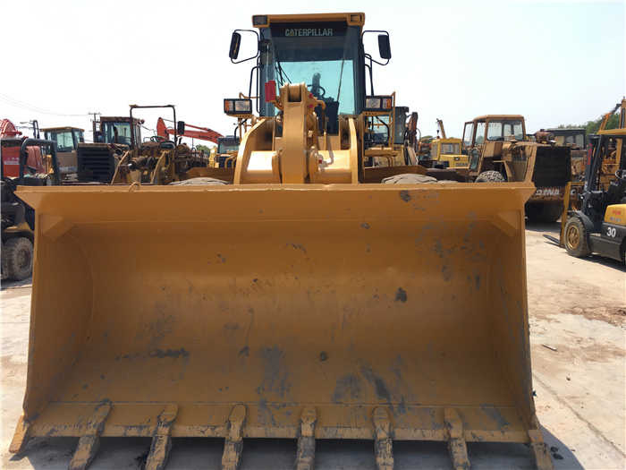 High quality and low working hours in stock used CAT 950G wheel loader used cat 950g wheel loader on stock - Buldožer: slika 4 High quality and low working hours in stock used CAT 950G wheel loader used cat 950g wheel loader on stock - Buldožer: slika 4