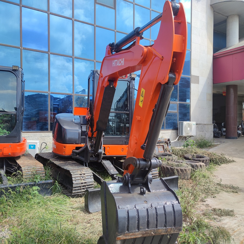 Hitachi ZX50 Excavator - Bager guseničar: slika 2 Hitachi ZX50 Excavator - Bager guseničar: slika 2