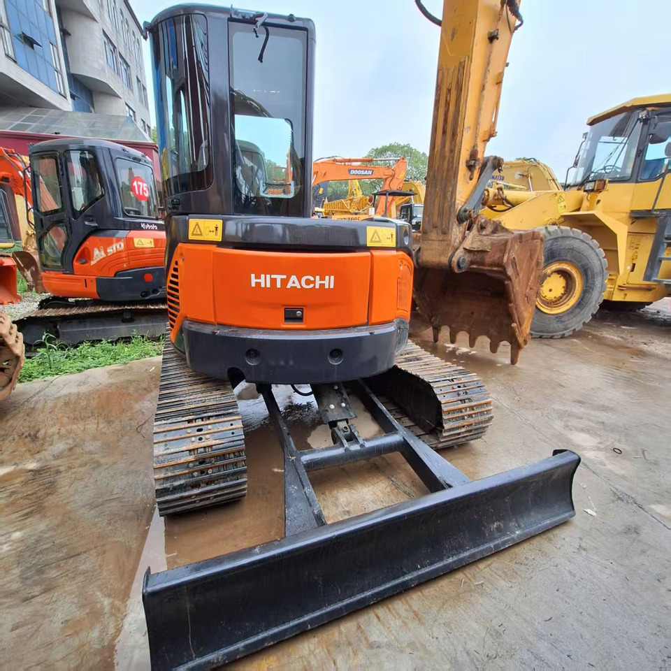 Hitachi ZX50 Excavator - Bager guseničar: slika 2 Hitachi ZX50 Excavator - Bager guseničar: slika 2