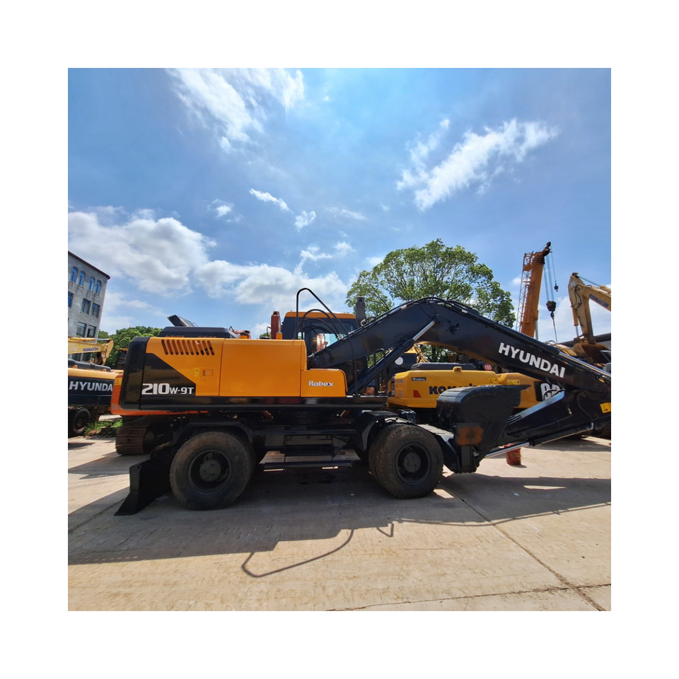 Hyundai 210w-9T wheel excavator - Bager točkaš: slika 2 Hyundai 210w-9T wheel excavator - Bager točkaš: slika 2