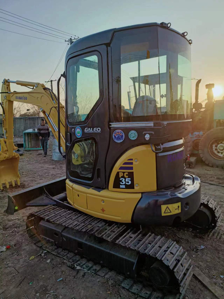 KOMATSU PC35 Excavator - Bager guseničar: slika 3 KOMATSU PC35 Excavator - Bager guseničar: slika 3