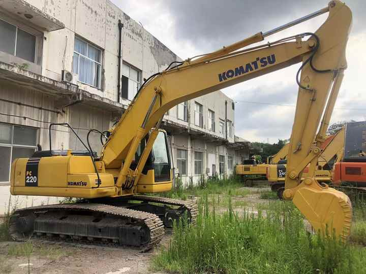 Komatsu PC220-7 - Bager guseničar: slika 4 Komatsu PC220-7 - Bager guseničar: slika 4