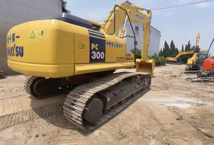 Komatsu PC300-7 excavator - Bager guseničar: slika 5 Komatsu PC300-7 excavator - Bager guseničar: slika 5