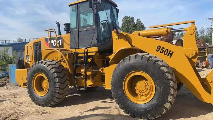 Original Japan Nearly new Used CAT/catapillar second hand 950H loader for sale - Utovarivač točkaš: slika 2 Original Japan Nearly new Used CAT/catapillar second hand 950H loader for sale - Utovarivač točkaš: slika 2