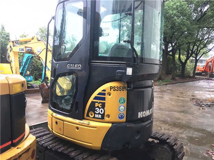 Reasonable price good quality second-hand Komatsu PC30 used Komatsu mini excavator digger for sale - Bager guseničar: slika 5 Reasonable price good quality second-hand Komatsu PC30 used Komatsu mini excavator digger for sale - Bager guseničar: slika 5