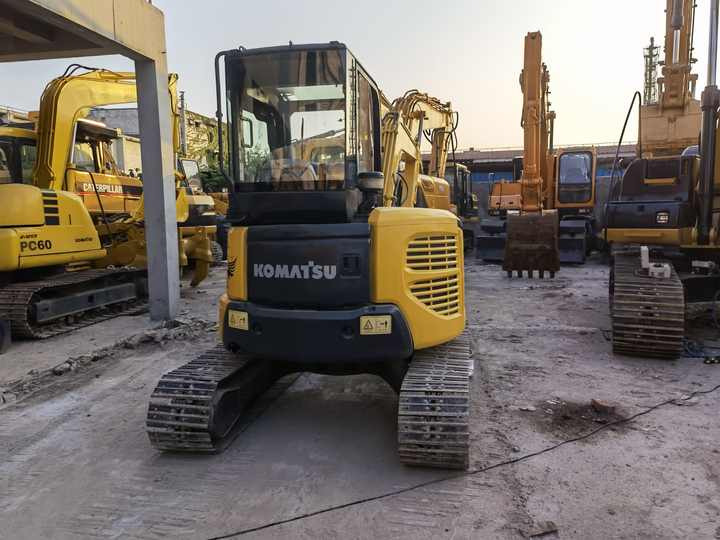 Small mini excavator komatsu PC55MR Komatsu PC55 crawler excavator for sale - Mini bager: slika 3 Small mini excavator komatsu PC55MR Komatsu PC55 crawler excavator for sale - Mini bager: slika 3