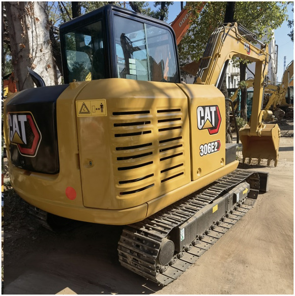 Used Cat 306E2 Small Excavators 6 ton Originally Japan Good Working Condition used mini excavator - Bager guseničar: slika 1 Used Cat 306E2 Small Excavators 6 ton Originally Japan Good Working Condition used mini excavator - Bager guseničar: slika 1