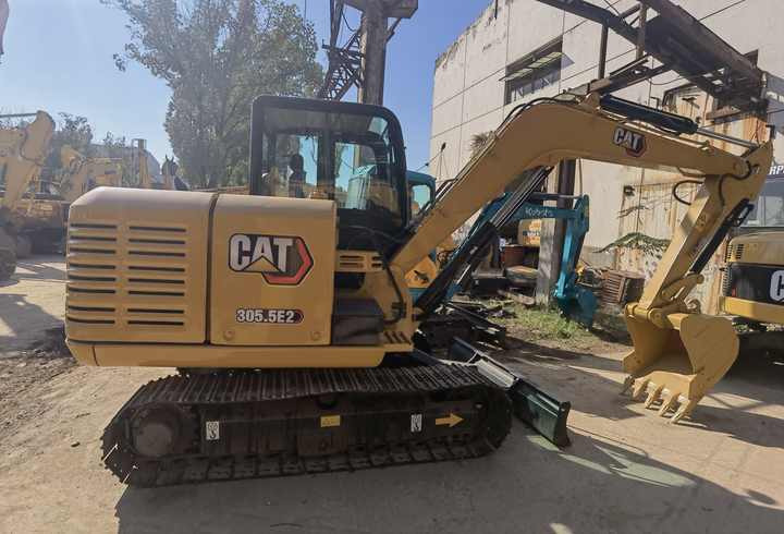 Used original CAT 305.5E2 excavator 5 Ton CAT hydraulic crawler mini excavator cheap for sale - Bager guseničar: slika 5 Used original CAT 305.5E2 excavator 5 Ton CAT hydraulic crawler mini excavator cheap for sale - Bager guseničar: slika 5