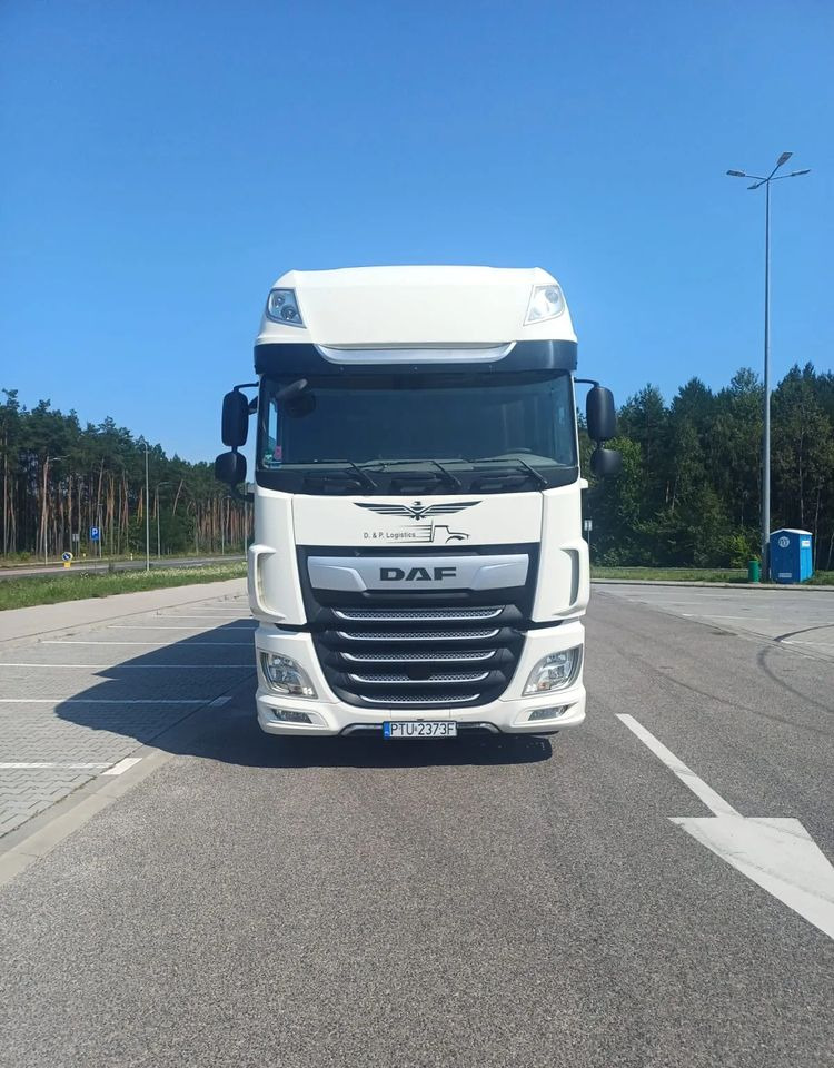 DAF XF 480 SUPER SPACE CAB / ZESTAW TANDEM PRZEJAZDOWY 120 M3 / SSC / ACC /EURO 6 - Kamion sa ceradom: slika 4 DAF XF 480 SUPER SPACE CAB / ZESTAW TANDEM PRZEJAZDOWY 120 M3 / SSC / ACC /EURO 6 - Kamion sa ceradom: slika 4