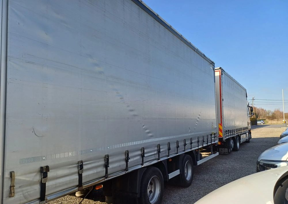 DAF XF 480 SUPER SPACE CAB / ZESTAW TANDEM PRZEJAZDOWY 120m3 - Kamion sa ceradom: slika 3 DAF XF 480 SUPER SPACE CAB / ZESTAW TANDEM PRZEJAZDOWY 120m3 - Kamion sa ceradom: slika 3