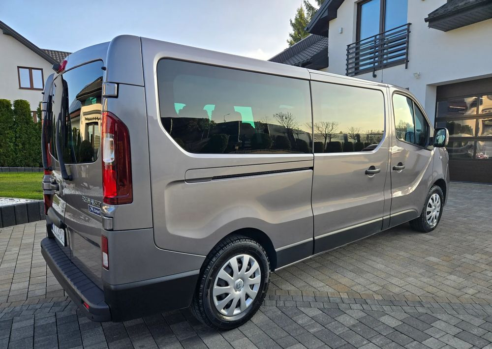 Renault Trafic Grand SpaceClass 2.0 dCi EDC - Minibus, Putnički kombi: slika 4 Renault Trafic Grand SpaceClass 2.0 dCi EDC - Minibus, Putnički kombi: slika 4