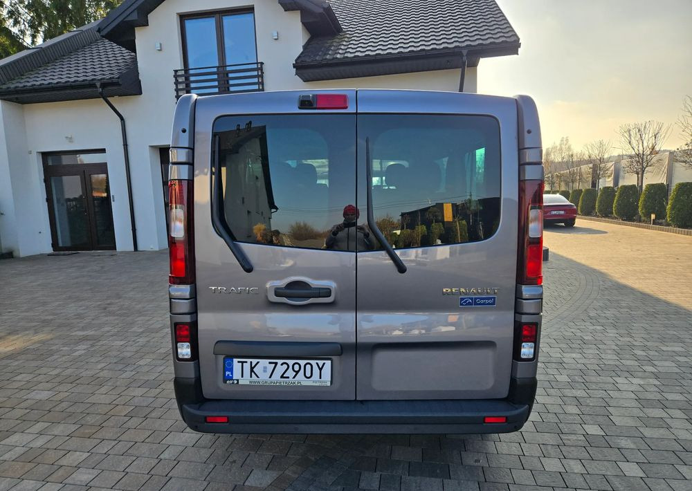 Renault Trafic Grand SpaceClass 2.0 dCi EDC - Automobil: slika 4 Renault Trafic Grand SpaceClass 2.0 dCi EDC - Automobil: slika 4