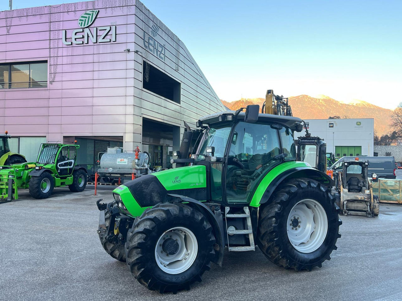 DEUTZ AGROTRON K 420 - Traktor: slika 1 DEUTZ AGROTRON K 420 - Traktor: slika 1