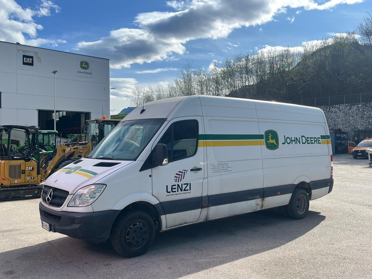 FURGONE MERCEDES SPRINTER 415CDI - Traktor: slika 1 FURGONE MERCEDES SPRINTER 415CDI - Traktor: slika 1