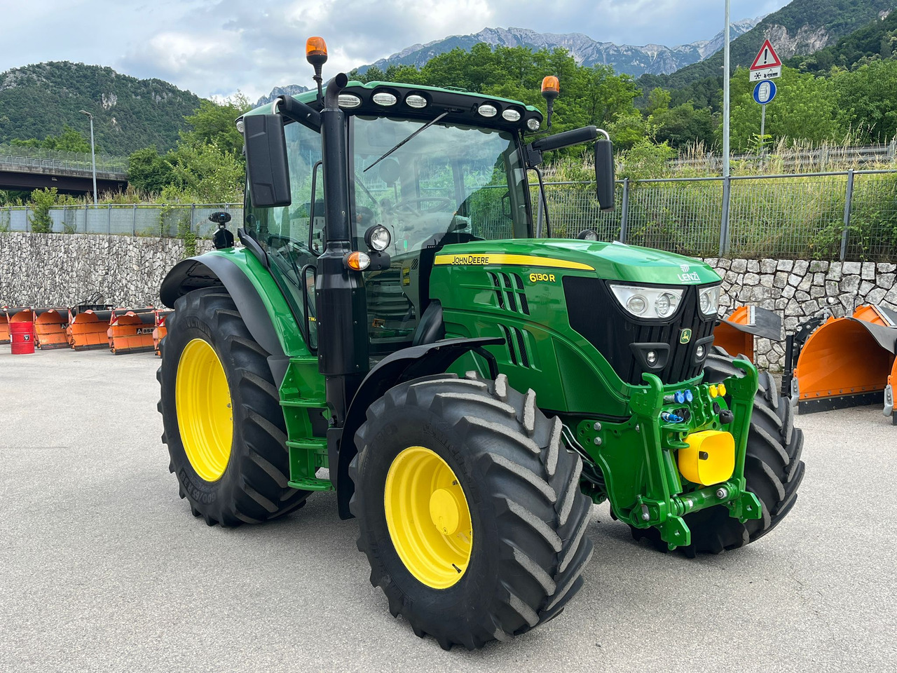 JOHN DEERE 6130R - Traktor: slika 4 JOHN DEERE 6130R - Traktor: slika 4