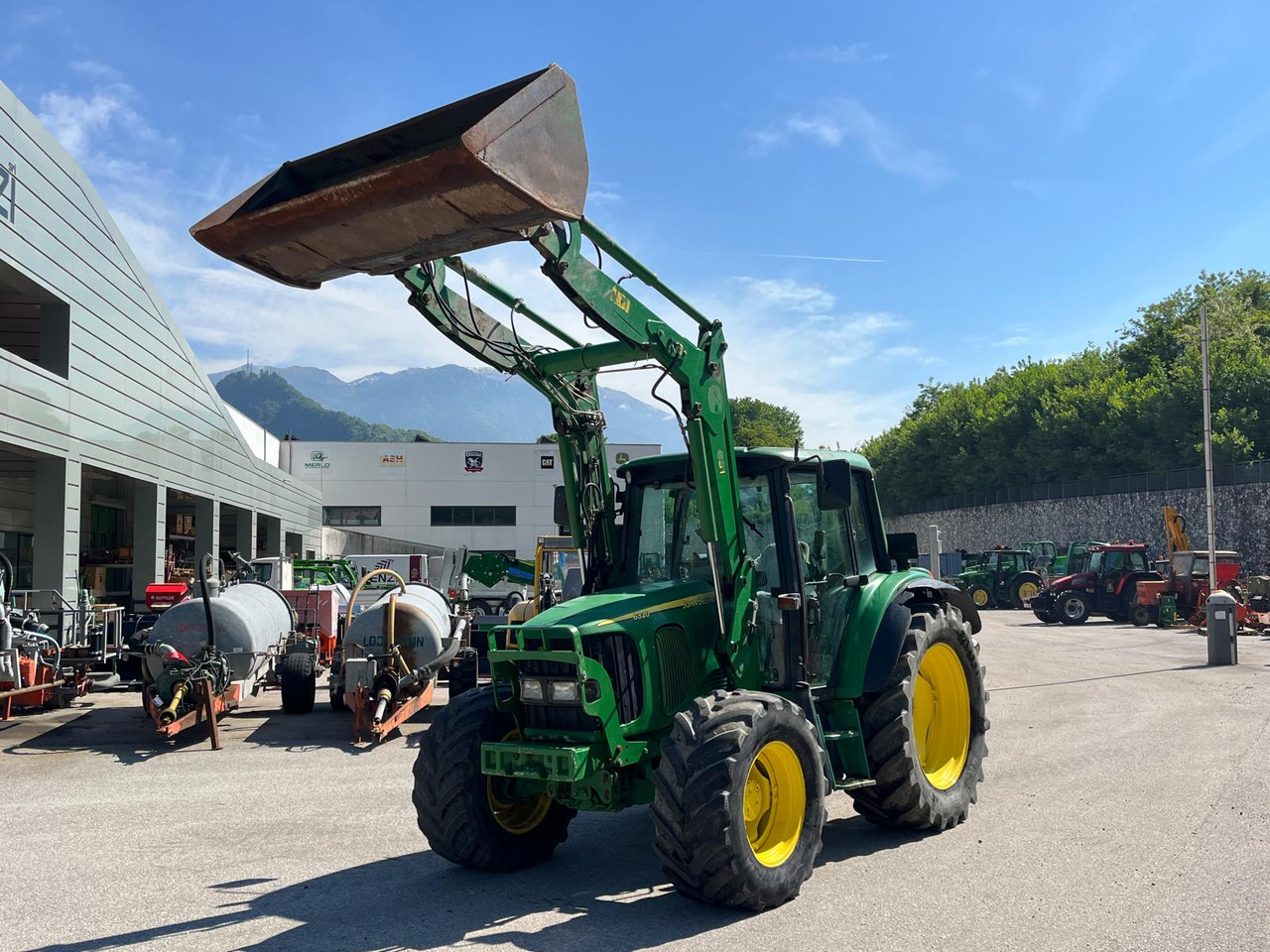 JOHN DEERE 6320 - Traktor: slika 2 JOHN DEERE 6320 - Traktor: slika 2