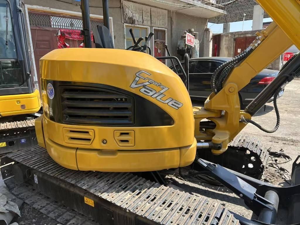 CAT 304 C CR - Mini bager: slika 3 CAT 304 C CR - Mini bager: slika 3