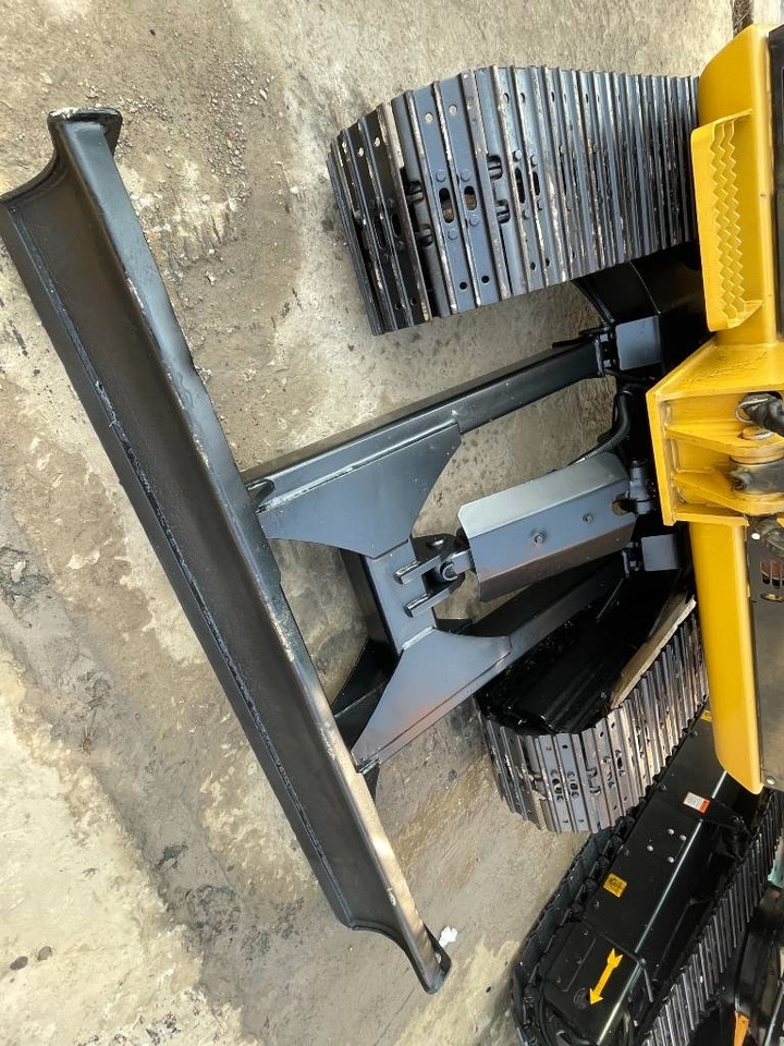 CAT 305.5E2 - Bager guseničar: slika 2 CAT 305.5E2 - Bager guseničar: slika 2