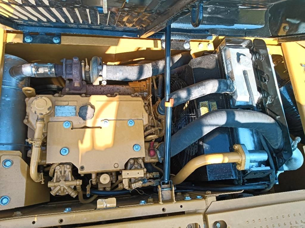 CAT 313 - Bager guseničar: slika 2 CAT 313 - Bager guseničar: slika 2