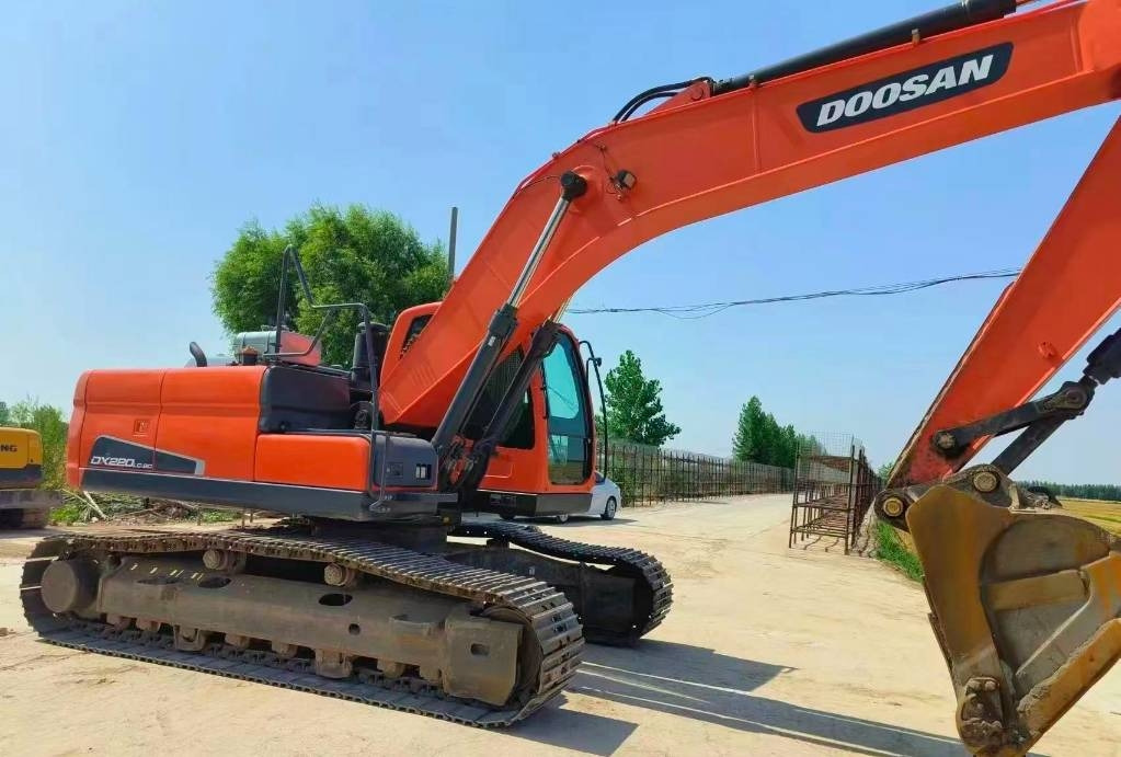 Doosan DX 200 - Bager guseničar: slika 1 Doosan DX 200 - Bager guseničar: slika 1