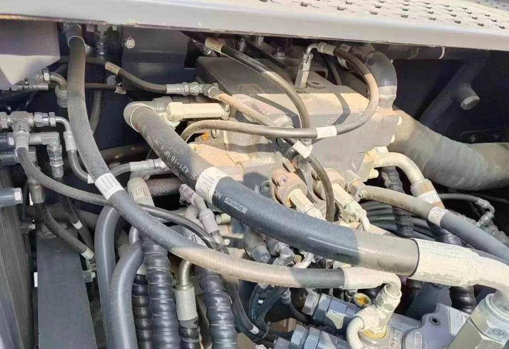 Doosan DX 220 - Bager guseničar: slika 4 Doosan DX 220 - Bager guseničar: slika 4