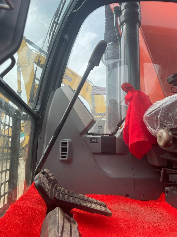 Doosan DX 225 - Bager guseničar: slika 4 Doosan DX 225 - Bager guseničar: slika 4