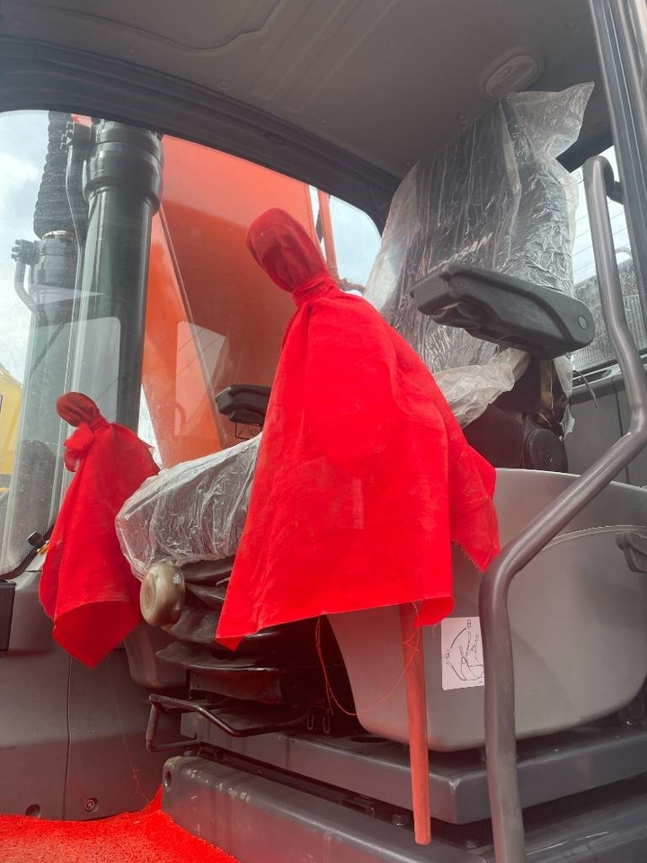 Doosan DX 225 - Bager guseničar: slika 3 Doosan DX 225 - Bager guseničar: slika 3