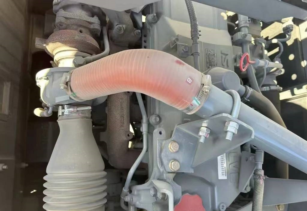 Hitachi 250 - Bager guseničar: slika 2 Hitachi 250 - Bager guseničar: slika 2